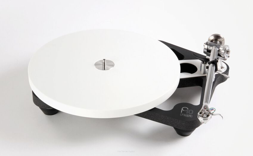 Gramofon Rega Planar 10 (bez wkładki)